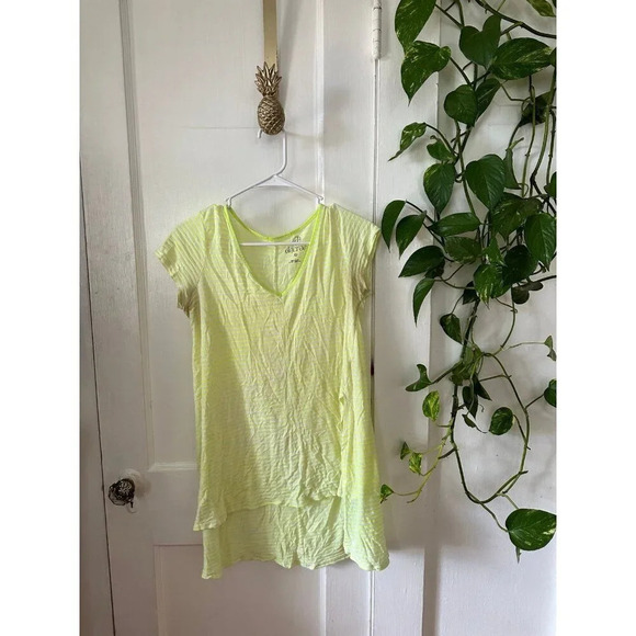 Decree Women’s size x-small yellow striped top - Picture 1 of 8